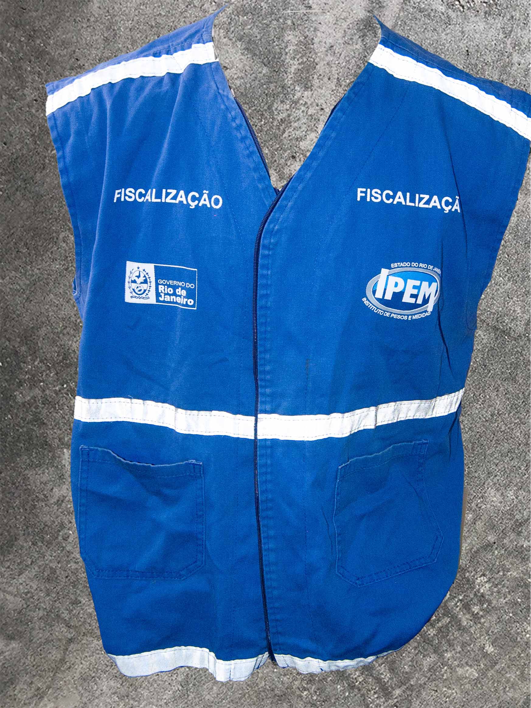 Colete azul de fiscalização